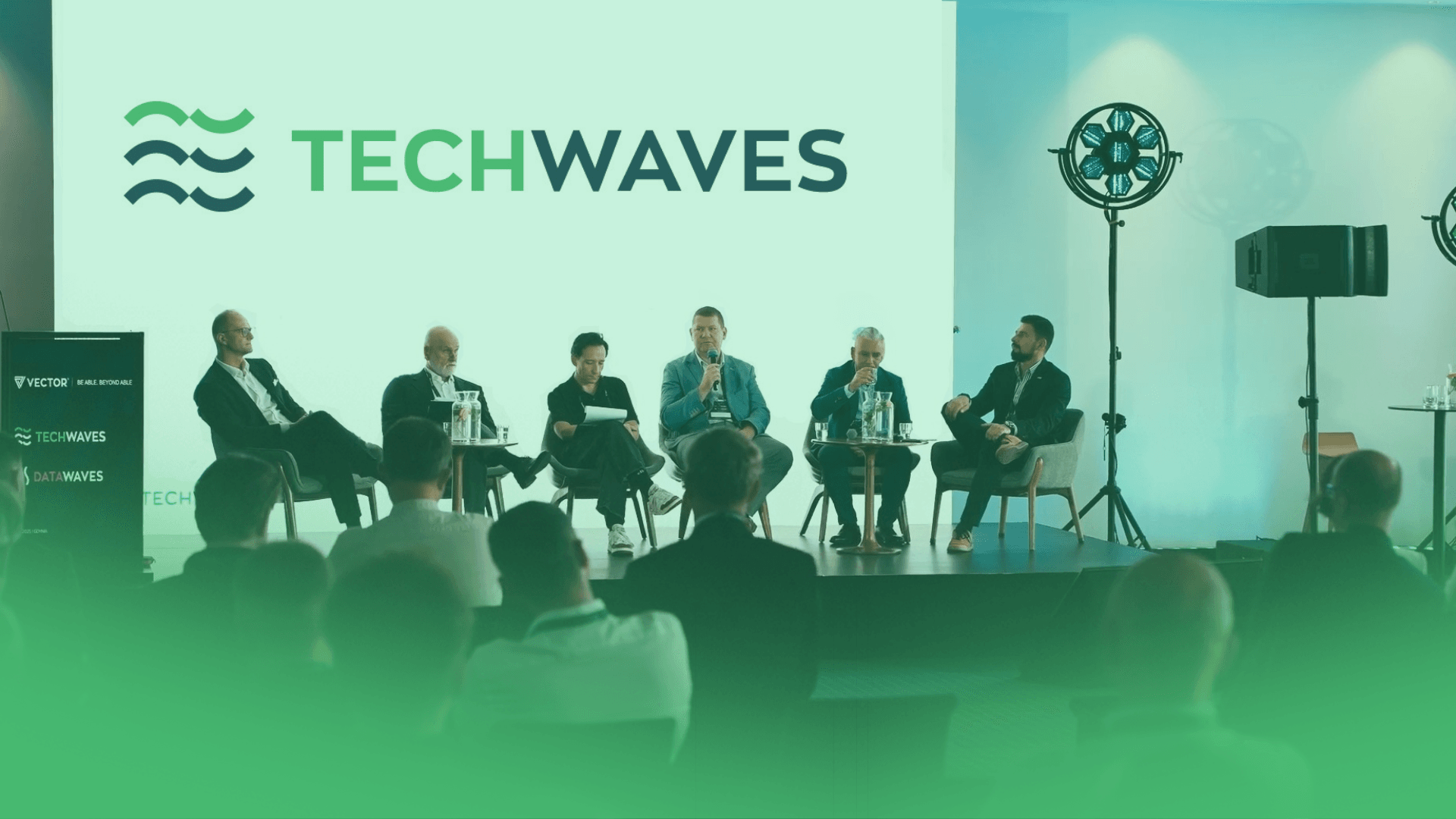 TECHWAVES 2025 – wydarzenie, które łączy świat technologii, infrastruktury i cyberbezpieczeństwa